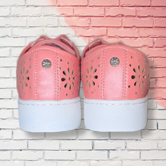 NIB Issac Mizrahi Tamara Lace Up Perforated Floral Eyelet Platform Sneakers - Picture 6 of 12